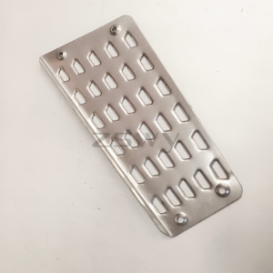 Howo E7-N7 left fender anti-skid plate