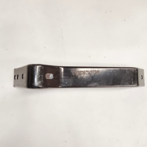 Howo E7-N7 fender center bracket
