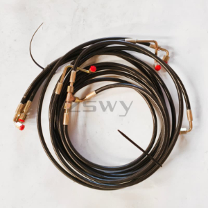 HOWO MAX lifting oil pipe